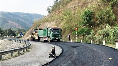 Vốn bảo trì đường bộ nâng tầm giao thông miền núi